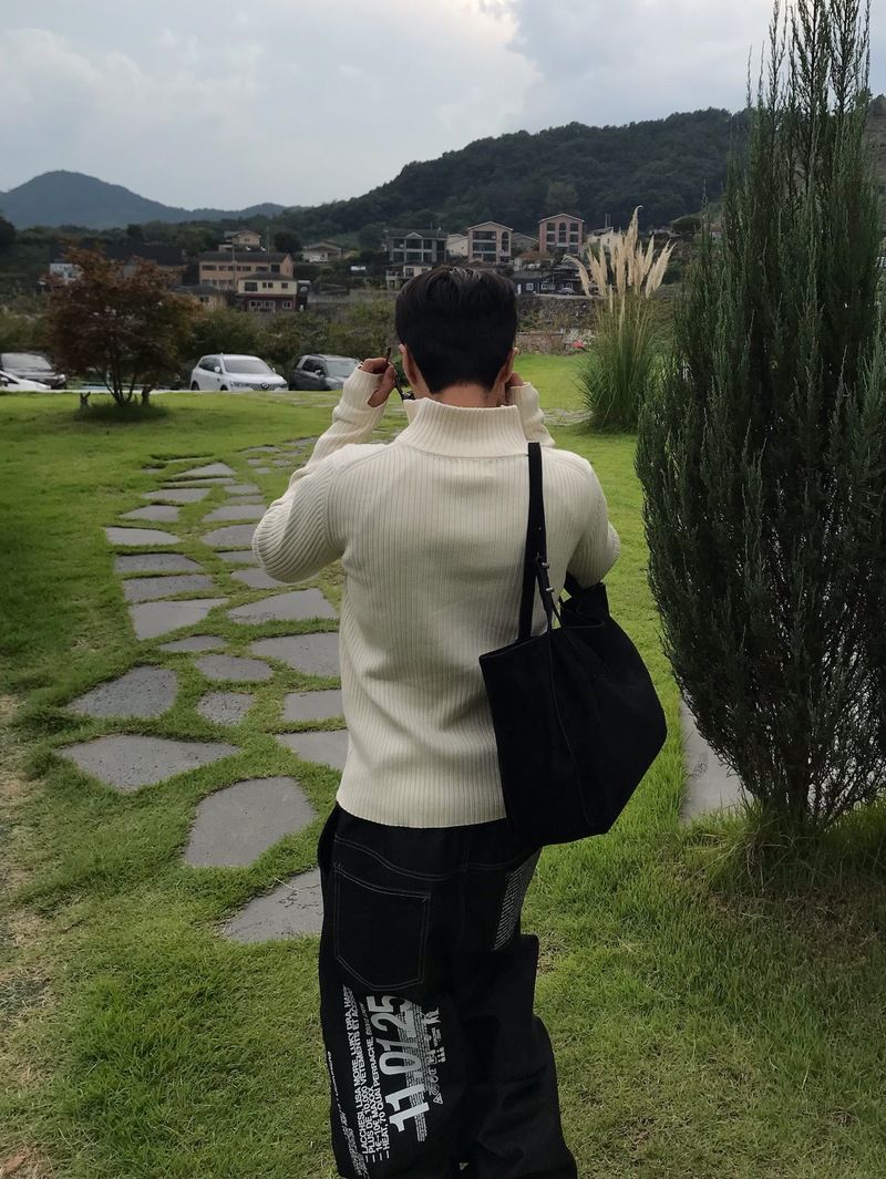 Rib Line Muscle Fit Zip-Up Knit
