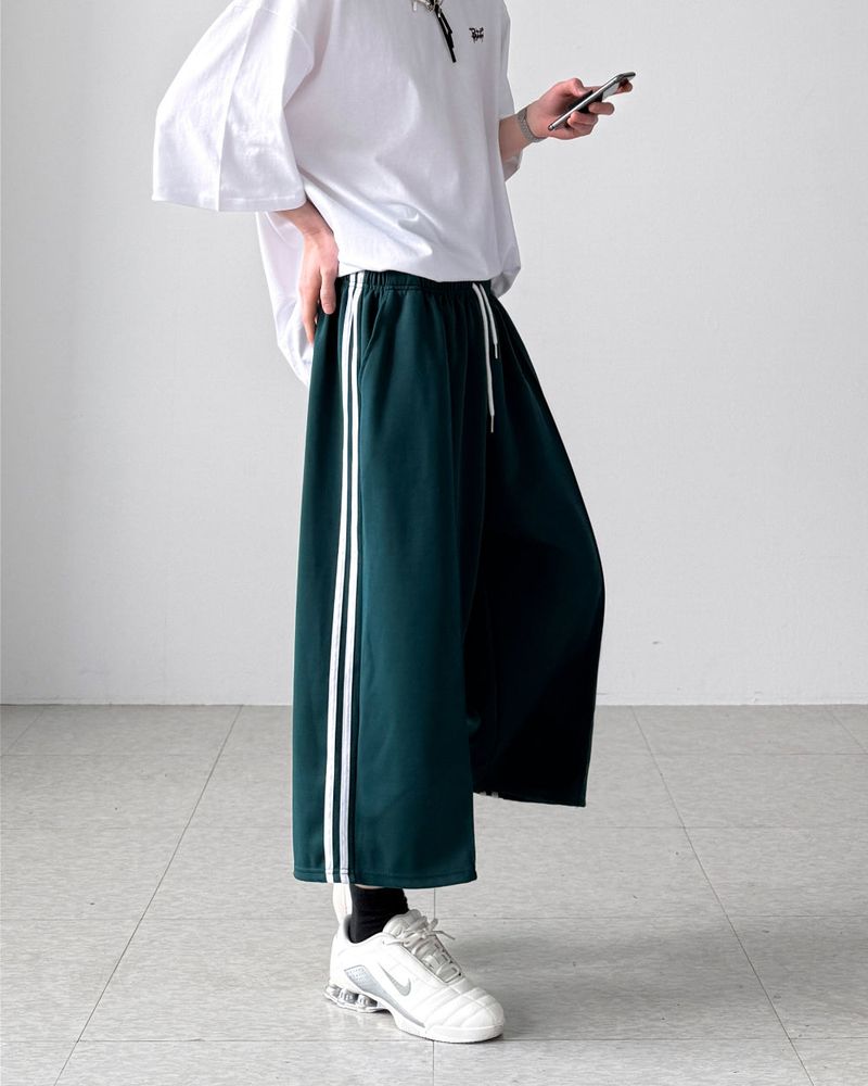 Challenger Track Bermuda Shorts