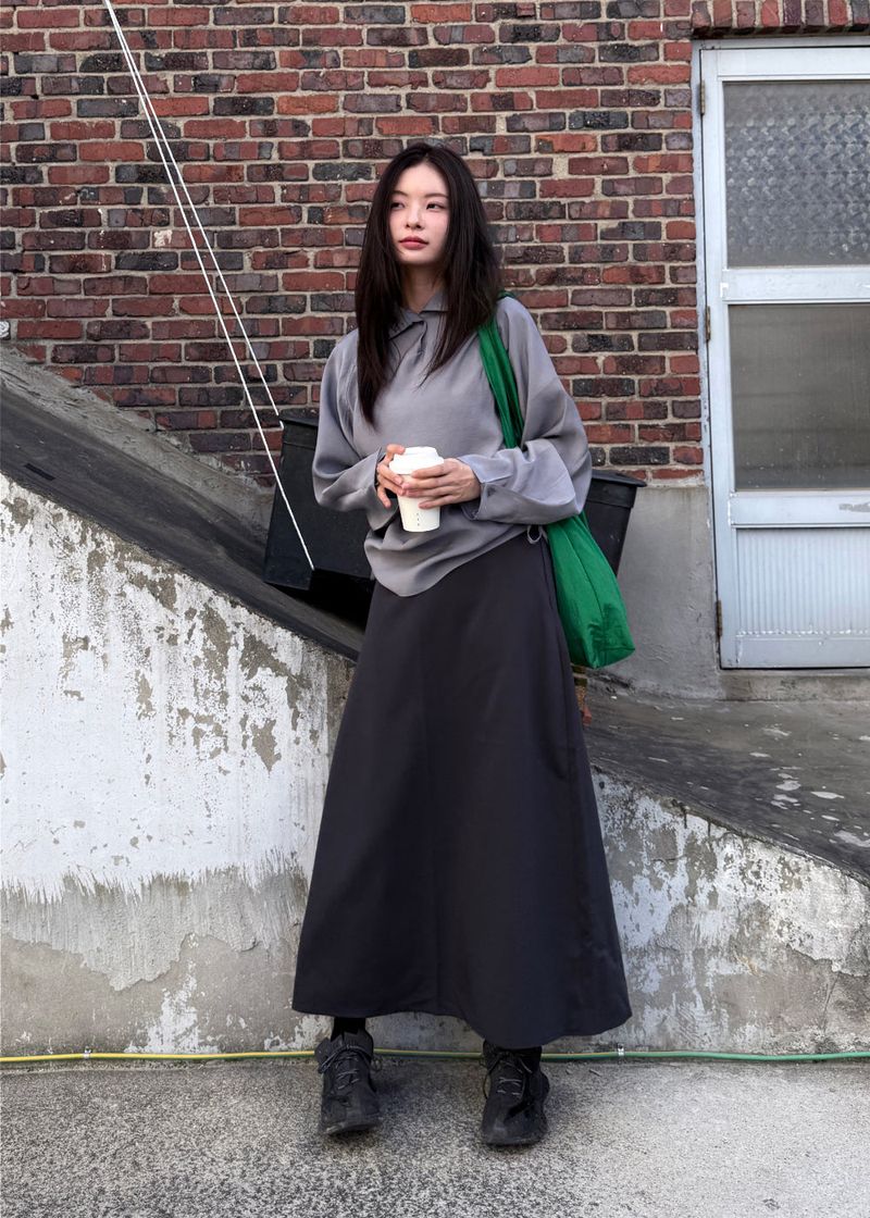  SIDE CUT MIDI SKIRT