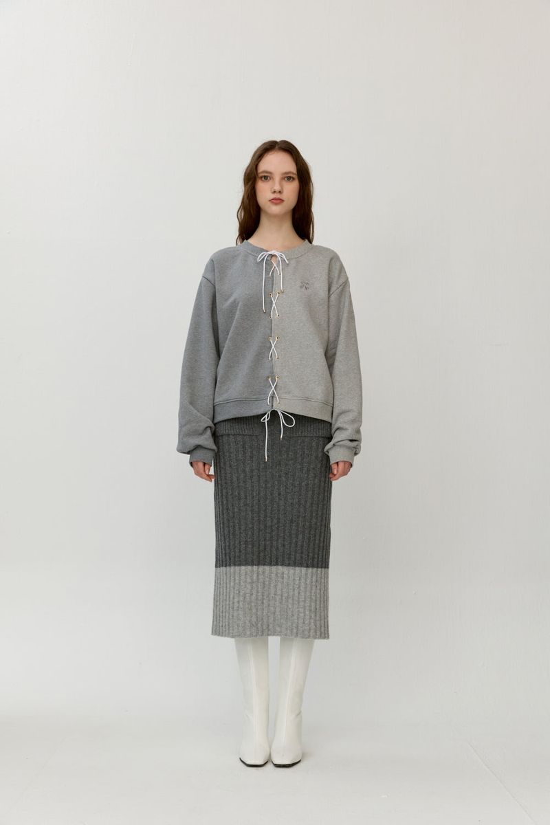 Elizabeth sweatshirt