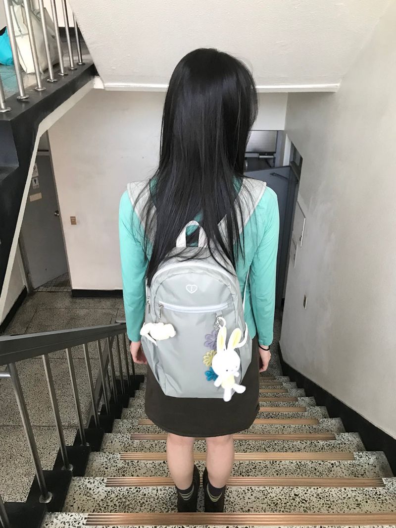 Love walk backpack - Sage gray
