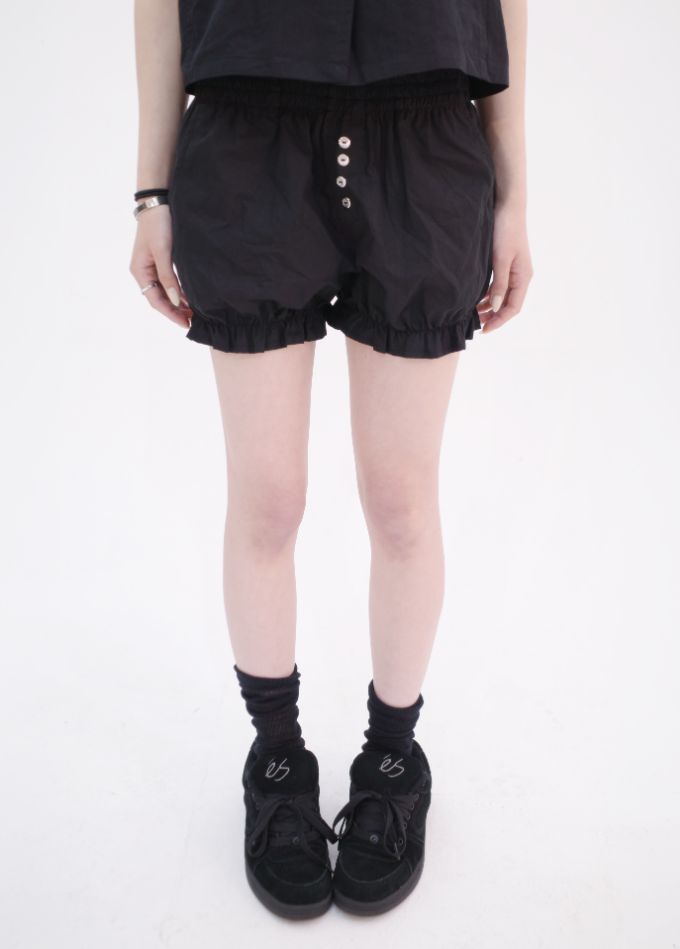 myorang（ミョラン）の「ラッフルパンプキンショートパンツ（Pants）」