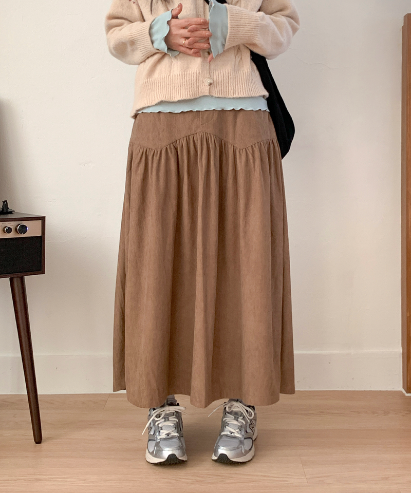 meltingyun（メルティングユン）の「コーデュロイロングスカート（スカート）」
