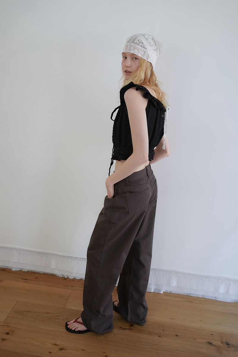 Pure frill blouse_black