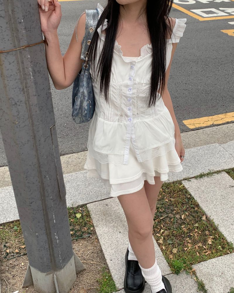 Low cancan skirt