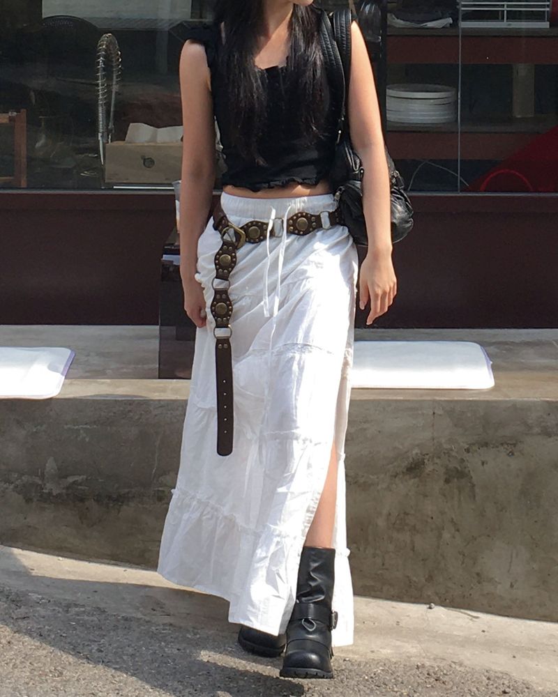 Cutting white long skirt