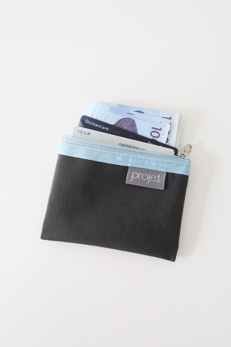 flat card pouch (charcoal)