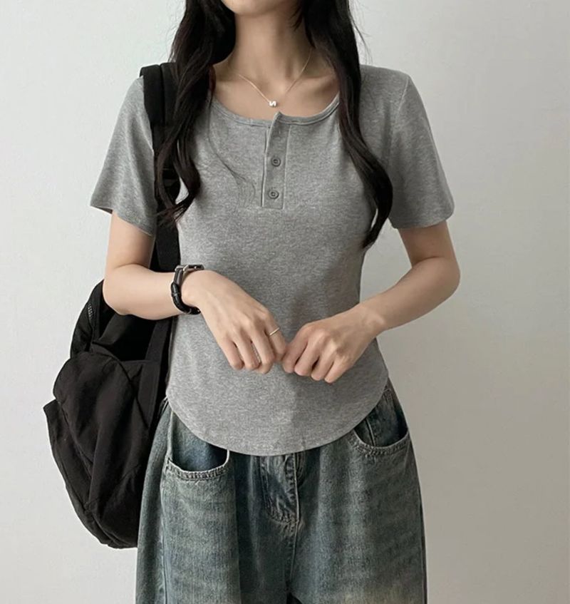 Waddoo hem round button short sleeve tee