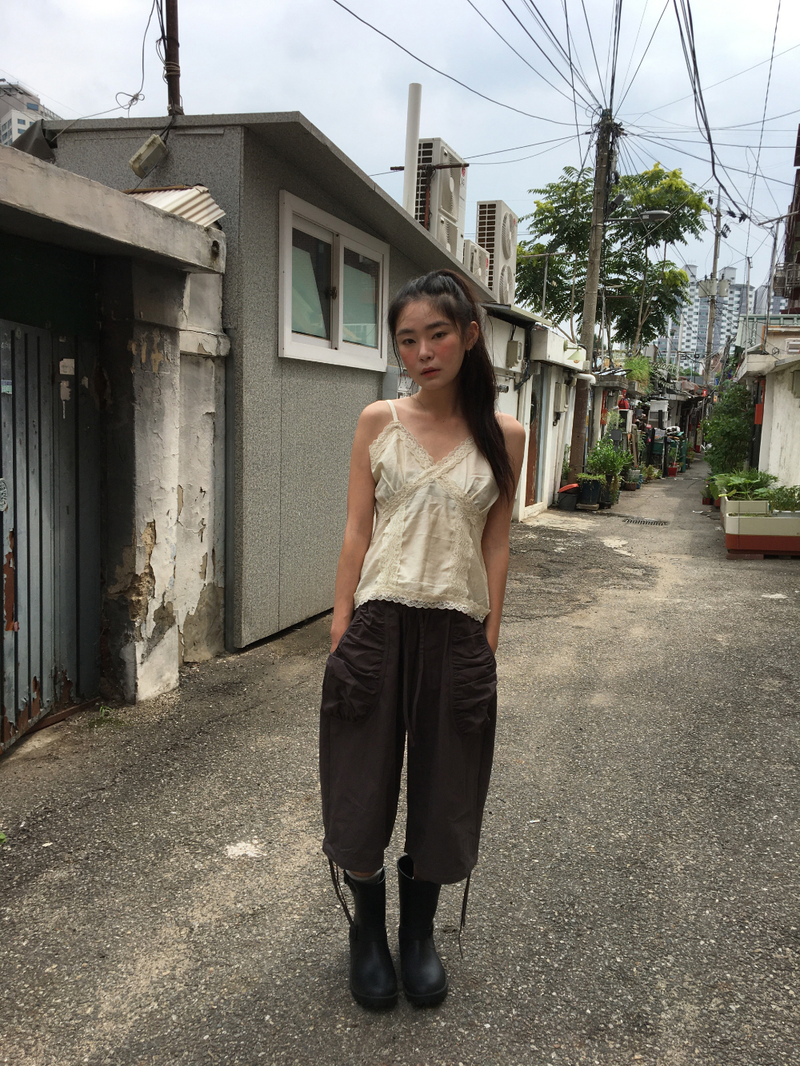 Fondure lace sleeveless top (2color)