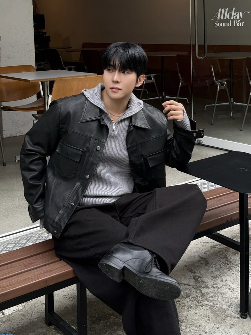 Tail hooded warmer knitwear