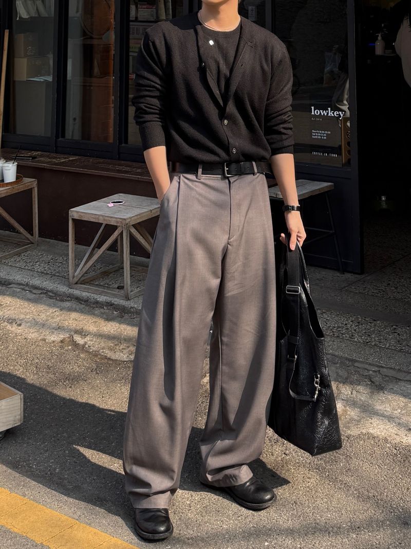 Tieve one tuck slacks