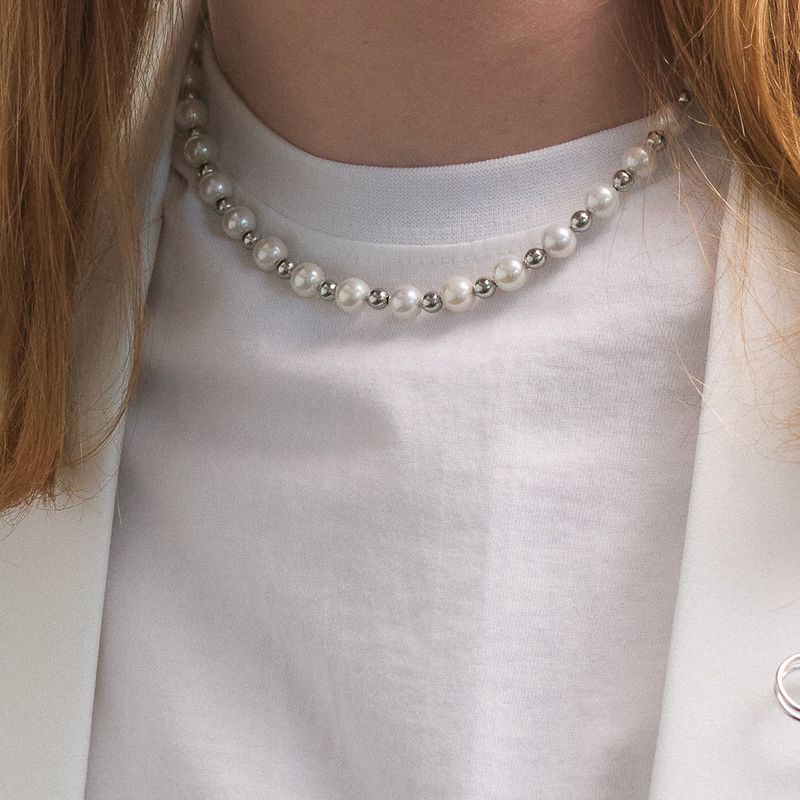 a pearl necklace_CLEF TOM BEAT NEC