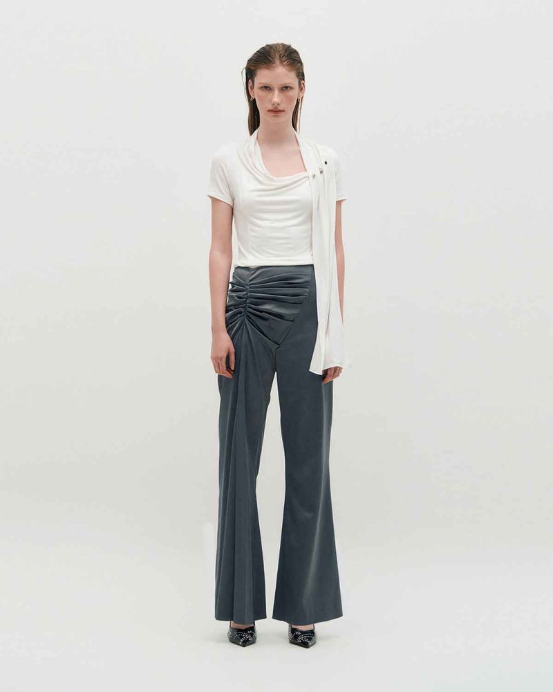KIMZISU（キムジス）の「Satin Draped Trousers _ GREY（Pants）」