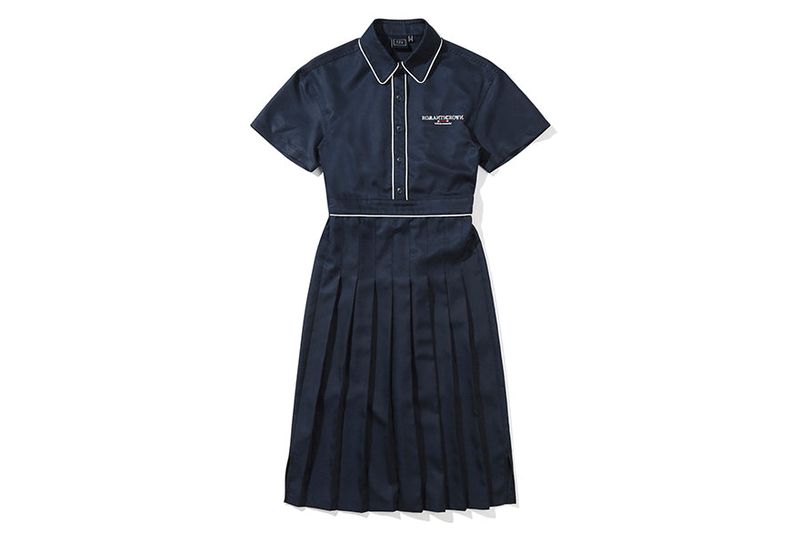 ROMANTIC CROWN(ロマンティッククラウン)の「PLEATS SUMMER DRESS_NAVY(Dresses)」