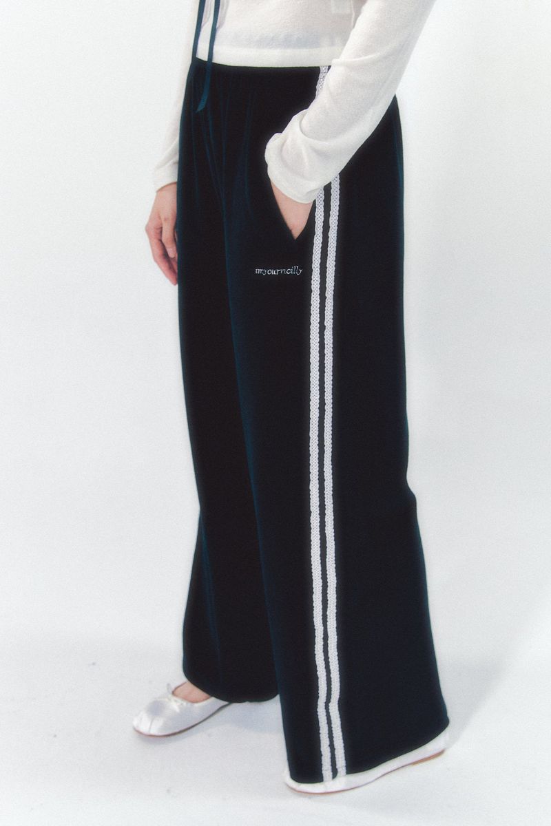 MOILLY(モイリー)の「Velvet Lace Track Pants Black(Pants)」