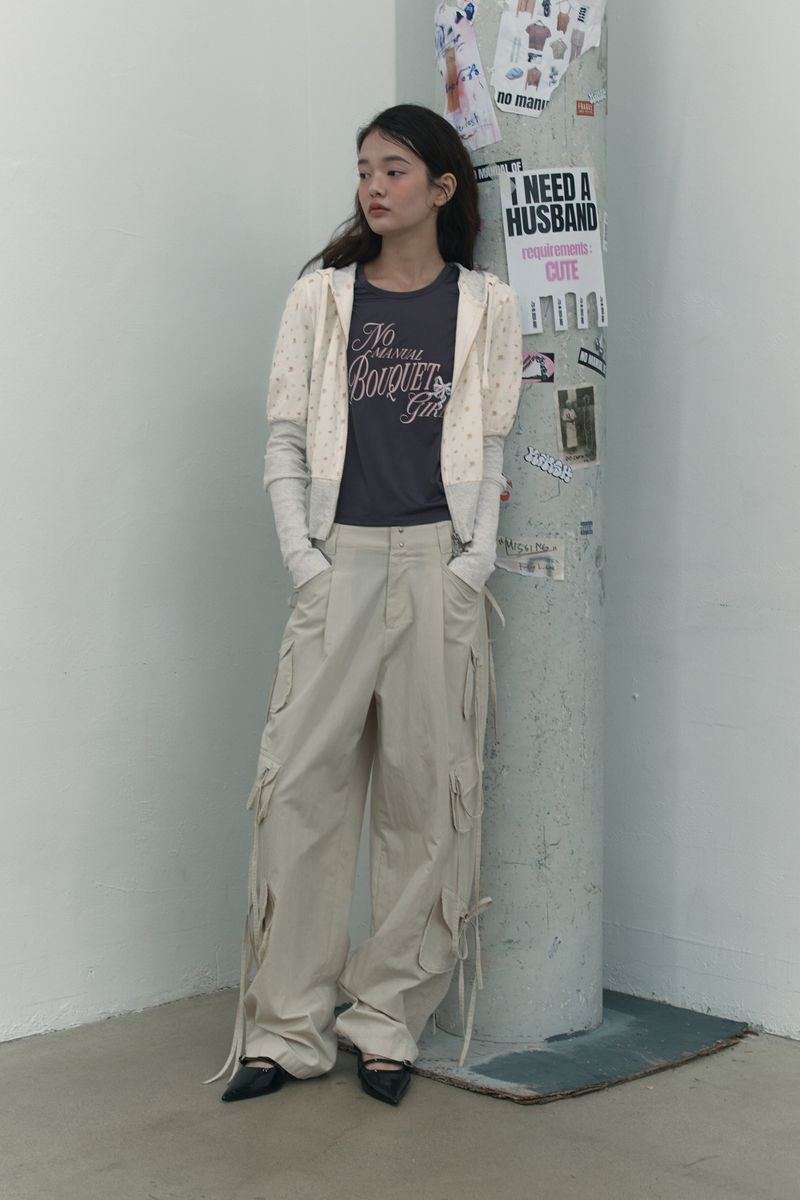 BOUQUET PATTERN SLIM FIT HOODIE ZIP UP [IVORY]