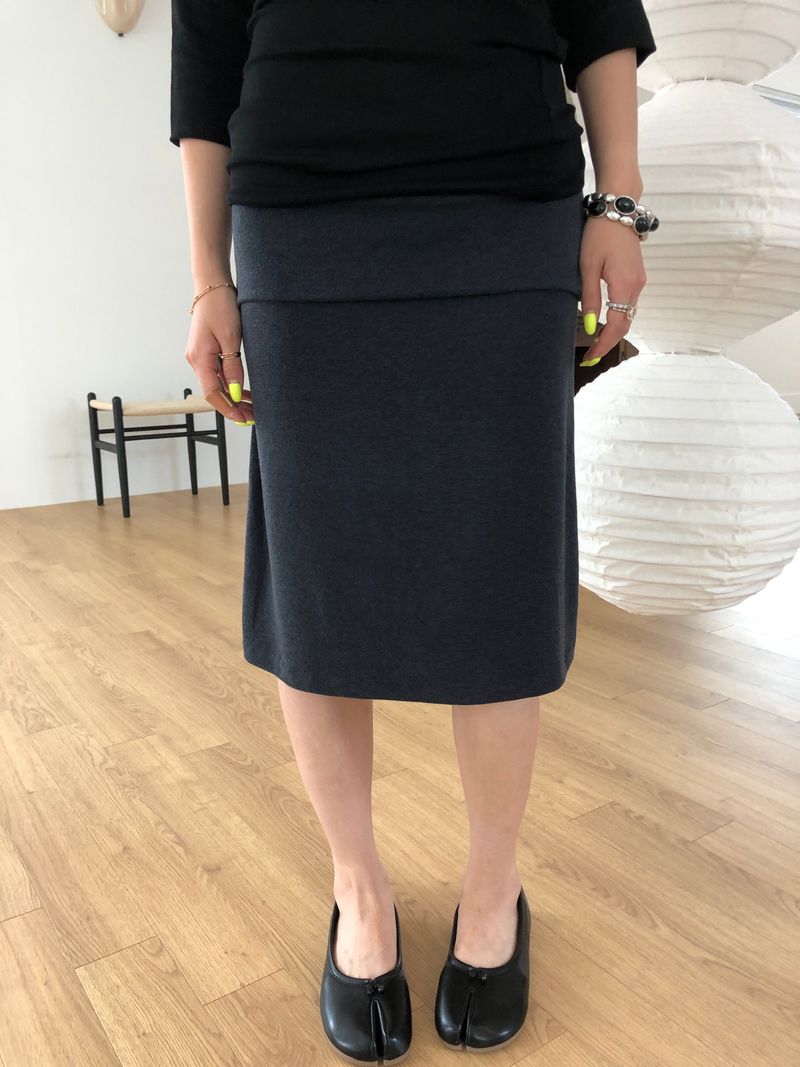 FOLD MIDI SKIRT