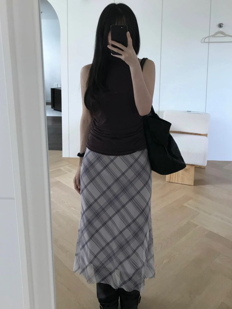Glue Check Long Skirt (one color)