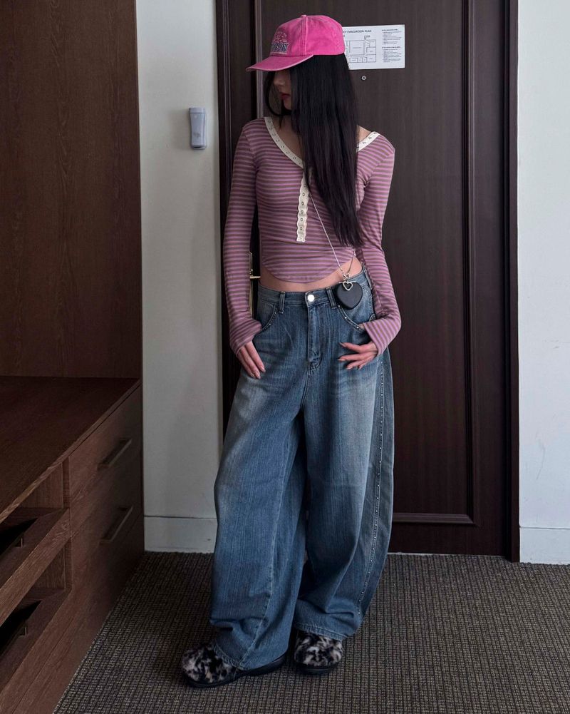 Stud denim pants