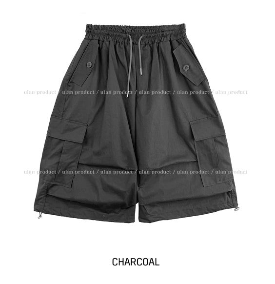 Bulky Pintuck Cargo Bermuda Pants