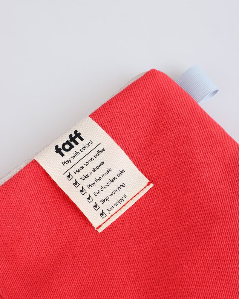 faff Pouch True Red