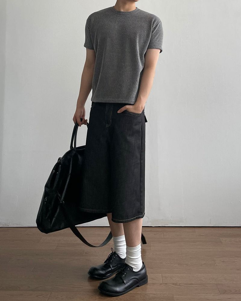 Ribbed Two-Tone Muscle Fit Short Sleeve