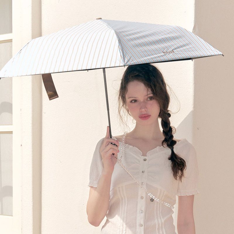 kenopi（ケノピ）の「[UV 99.% カット]kenopi Sunshine Farmhouse 3-Folding Parasol - Vintage Blue Stripe（Fashion Accessories）」