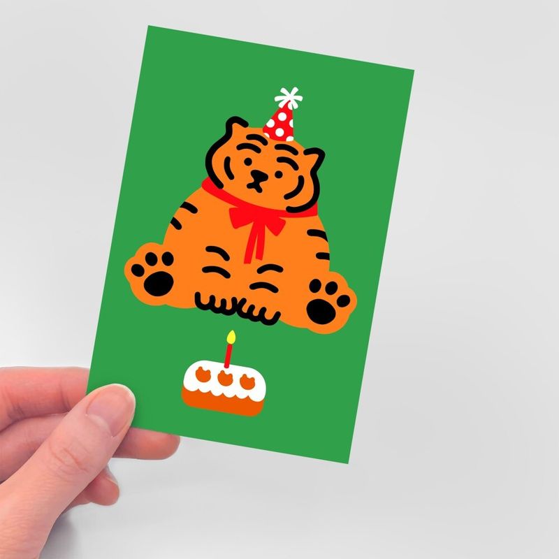 CAKE TIGER RED POST CARD