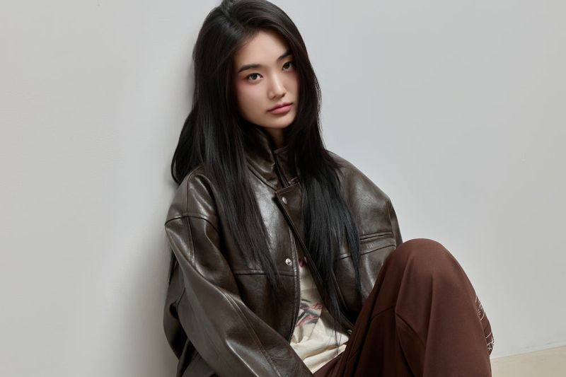 High-neck Leather Jacket_Brown