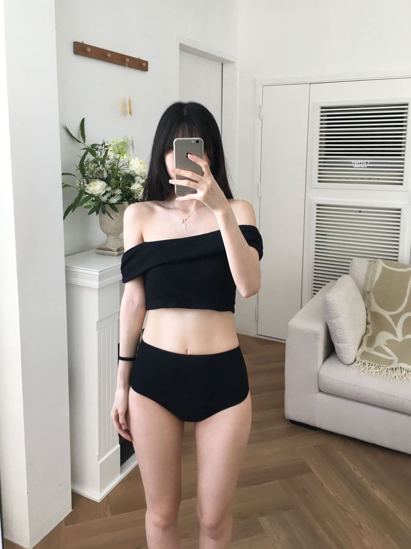 Cuff off-shoulder bikini (one color)
