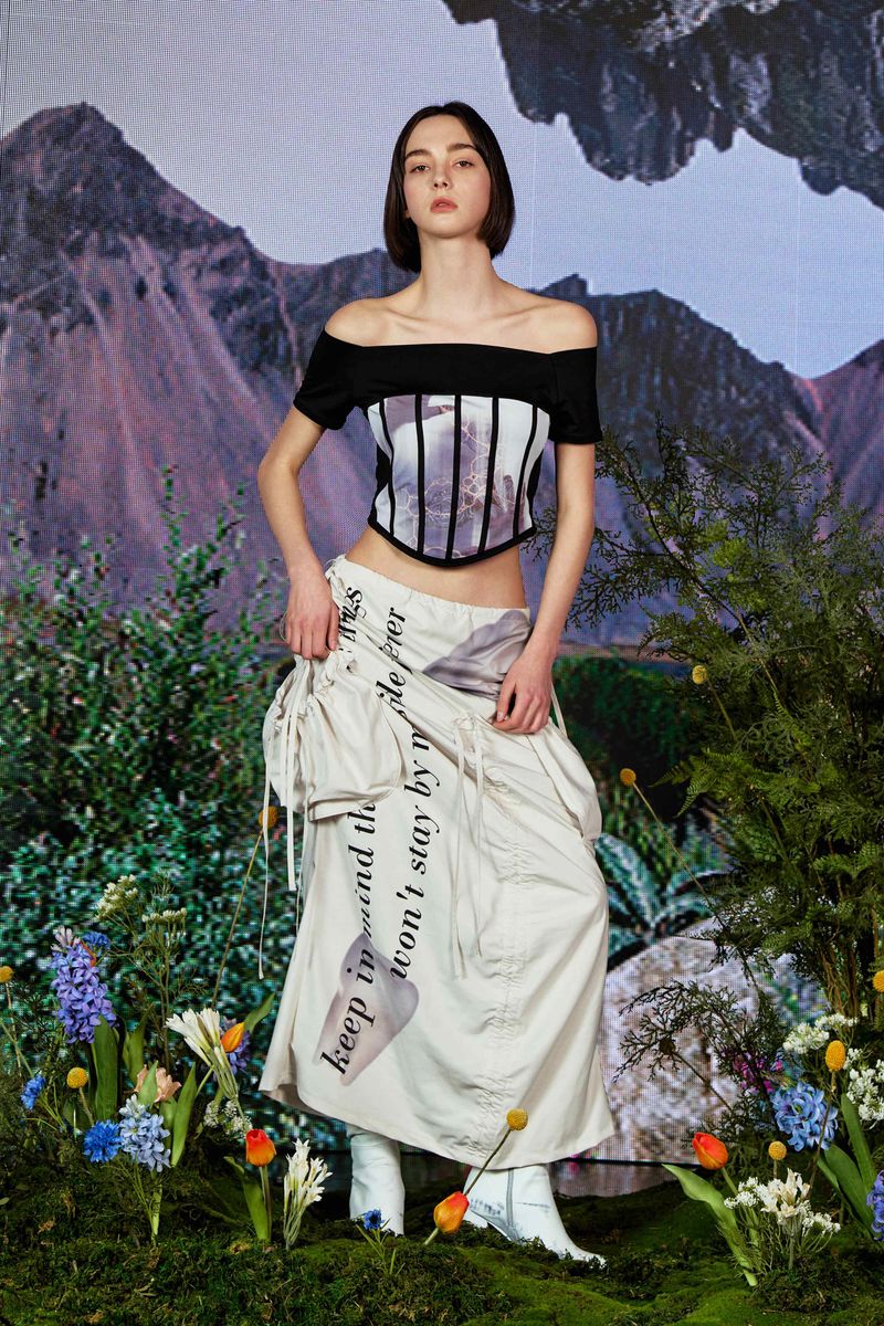 Wisdom Teeth Low Rise Ruched Skirt BEIGE