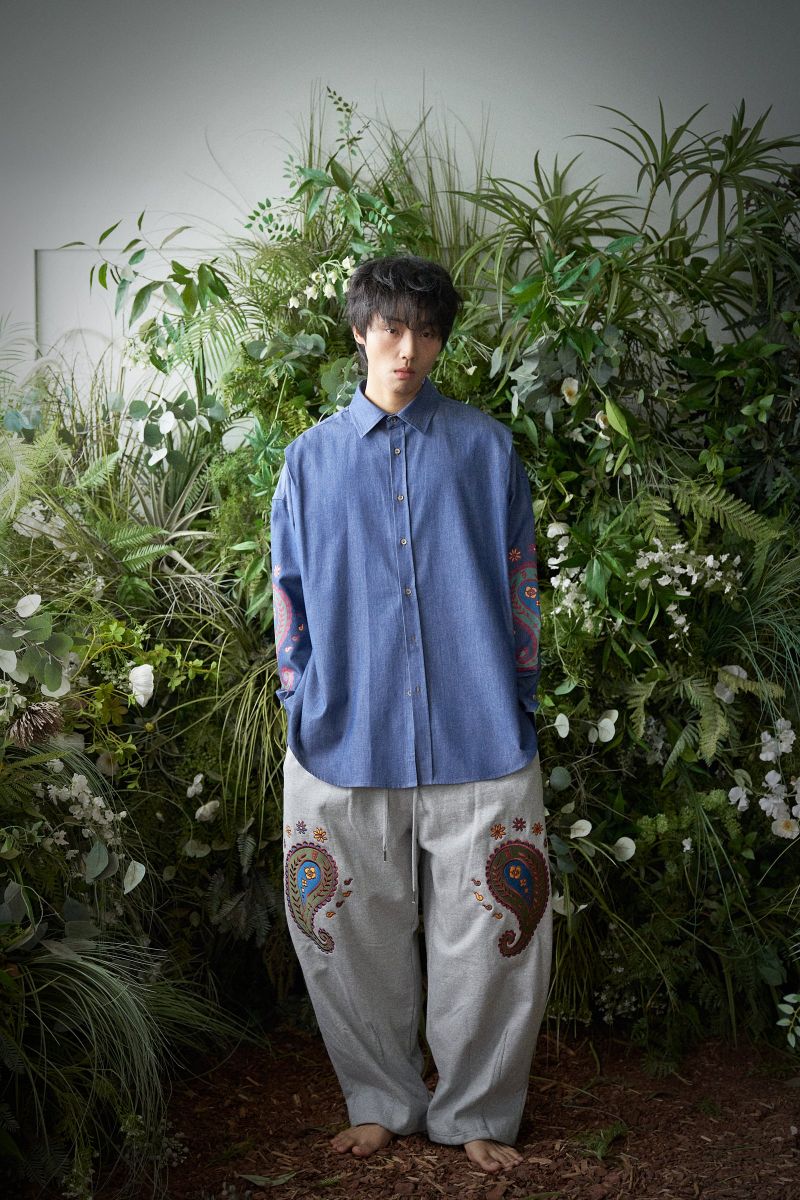 PAISLEY EMB. H-T SWEAT PANTS (Gray)