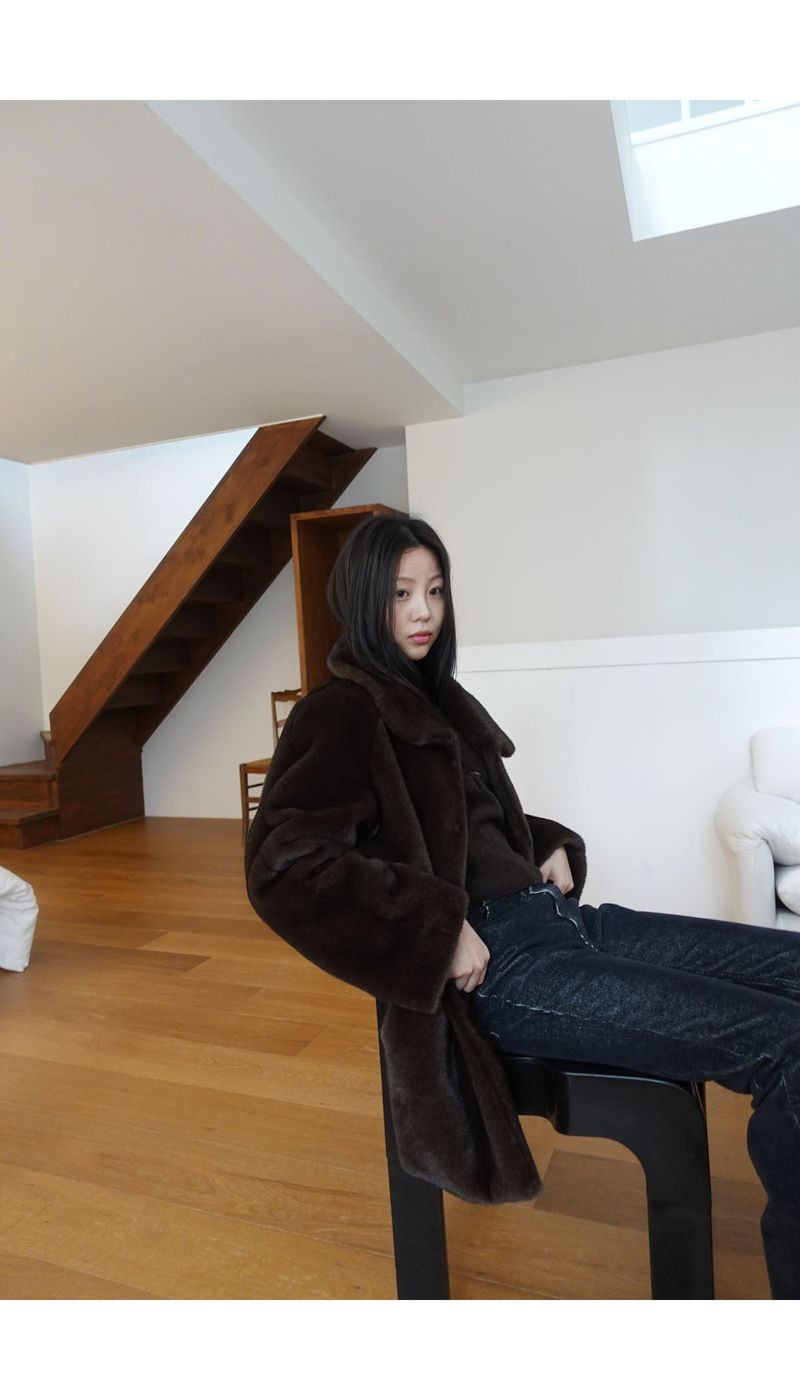 grandma brown fur coat