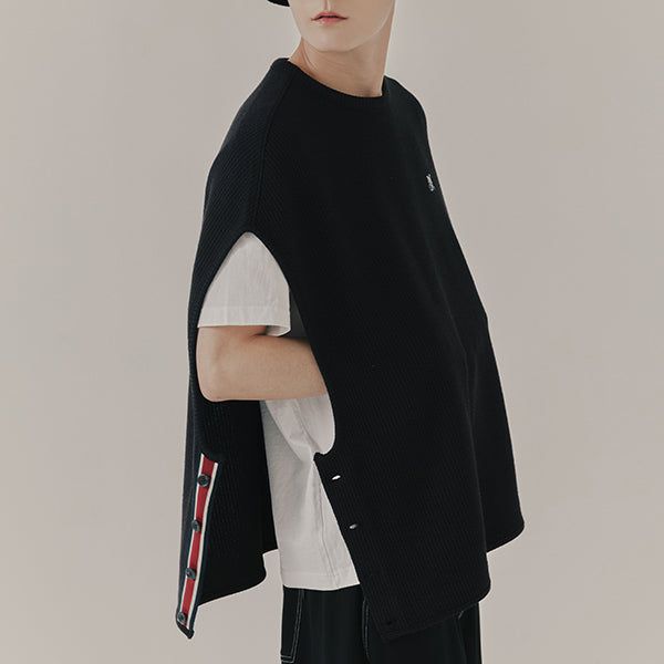 ROMANTIC CROWN（ロマンティッククラウン）の「SIDE OPEN KNIT VEST_BLACK（Tops）」