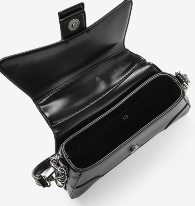 Avira Buckle Chain Shoulder Bag