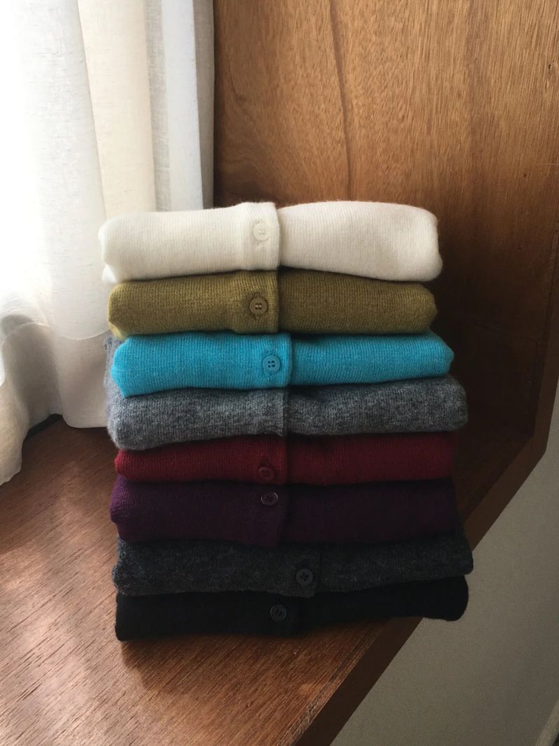 Moeun Round-Neck Cardigan