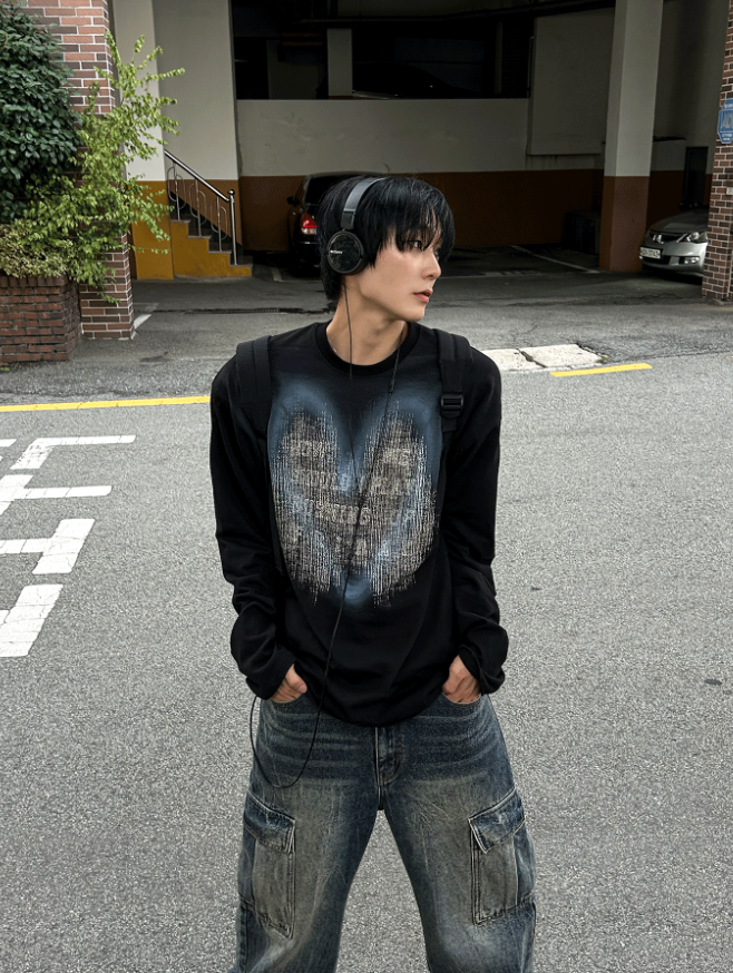 COSYHARU(コシハル)の「Hand Spray Brush Long Sleeve Tee(Tops)」