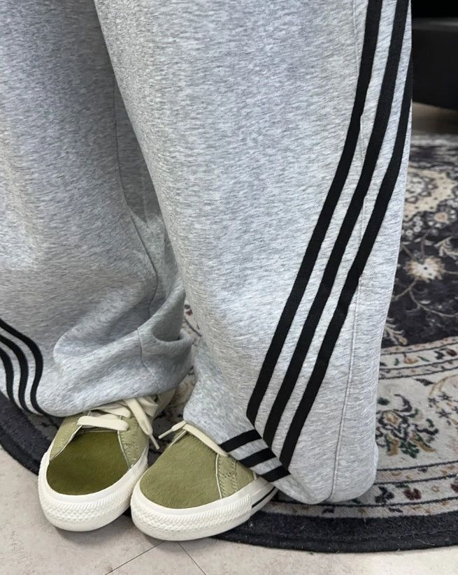 LD Curved Track Sweatpants