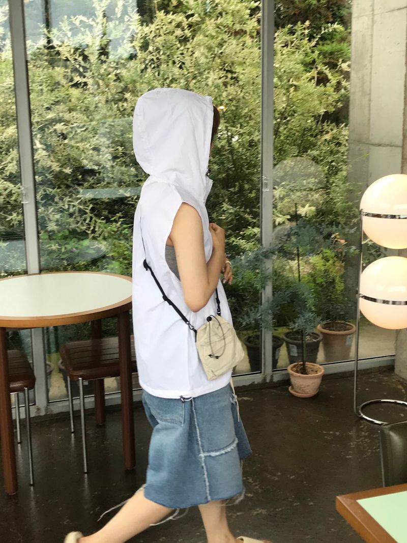 Rumbling mini bag