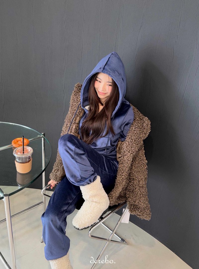 Velvet Winter Hooded Training Set