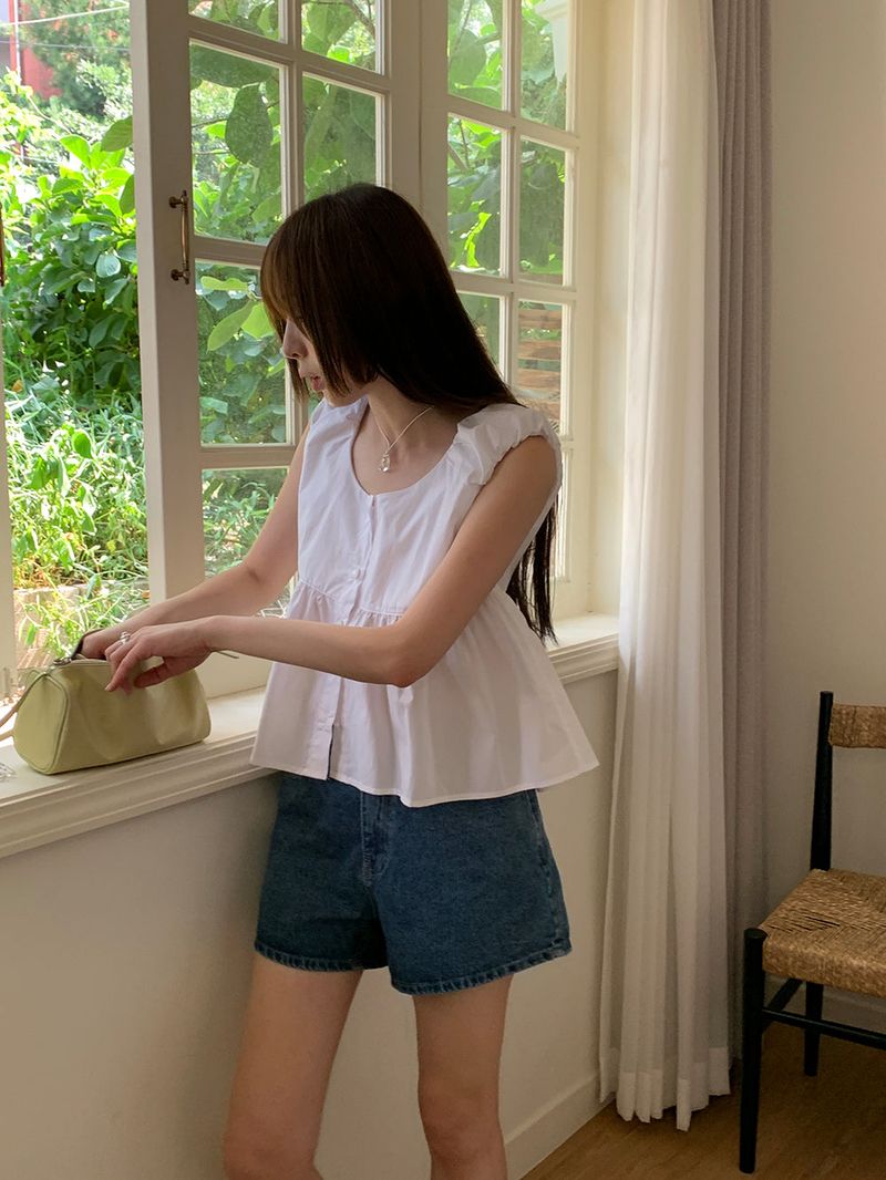 [MADE] Delrose Denim Shorts