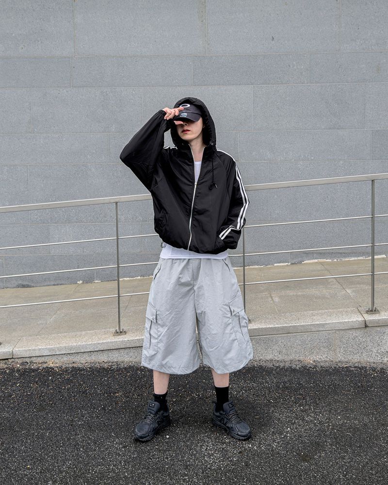 Kelt Nylon Cargo Bermuda Pants