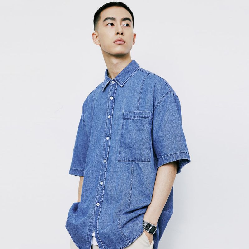 KND(ケイエンド)の「FRONT SEAM WASHED DENIM SHIRT LIGHTBLUE(Tops)」