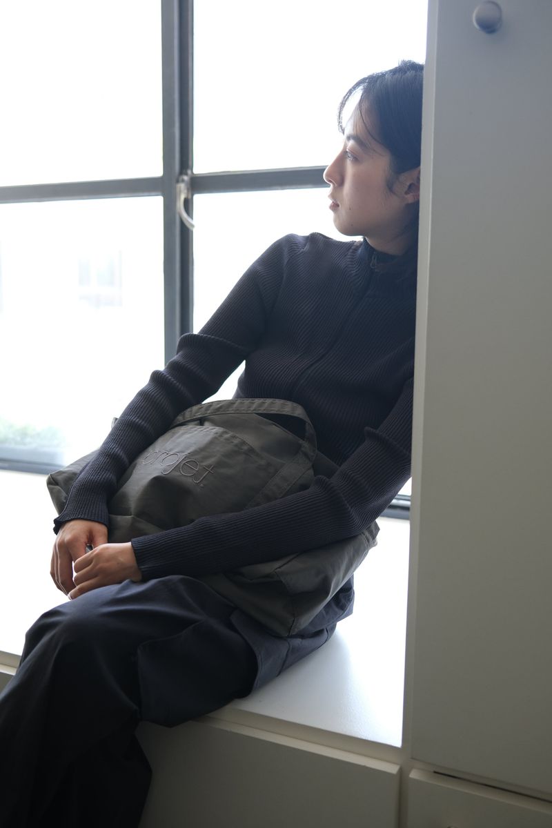 standard duffle bag (deep grey)