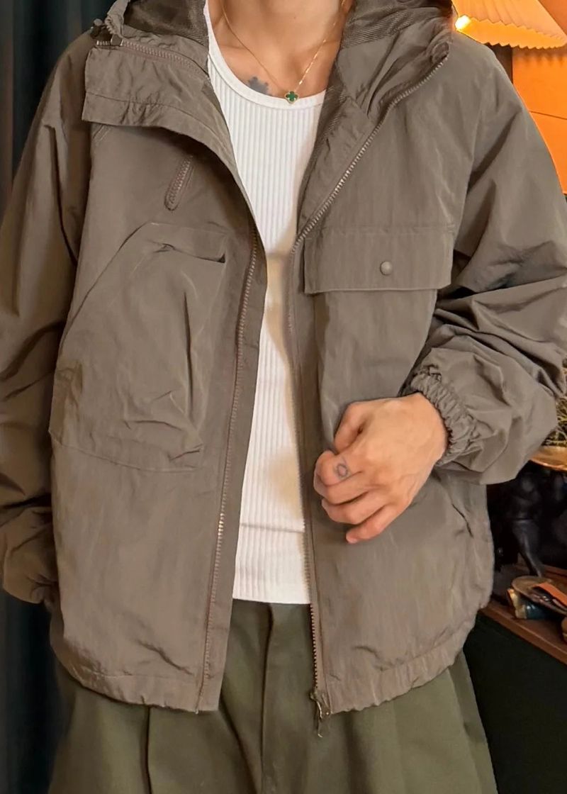 Two-Pocket Hooded Lip Jacket 3COLOR