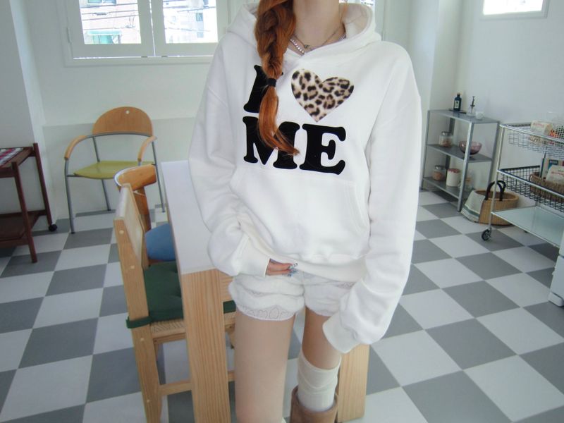 Leo me hoodie