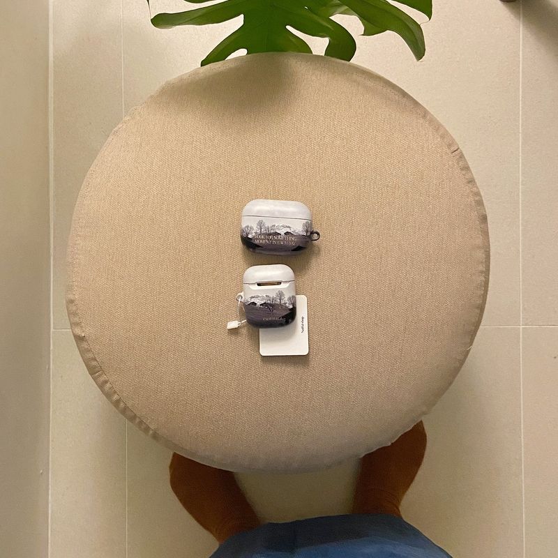 Notful（ノットフル）の「Peace hill Airpods case（Smartphone Accessories）」