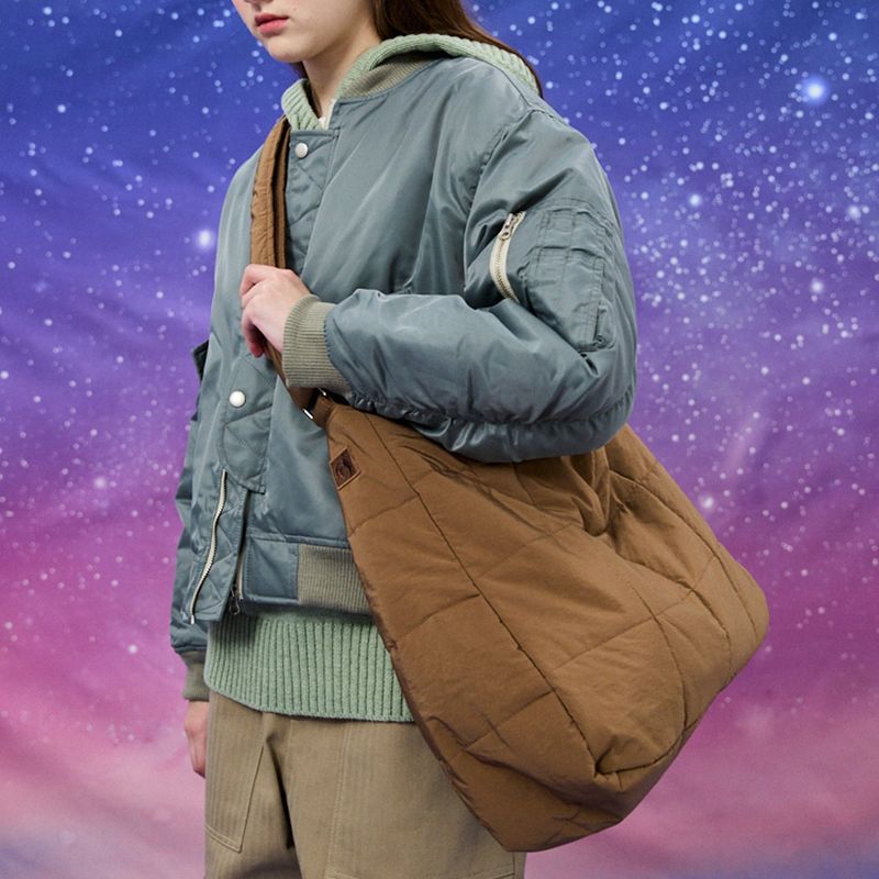 WaiKei(ワイケイ)の「Quilting big cross bag(Bags)」