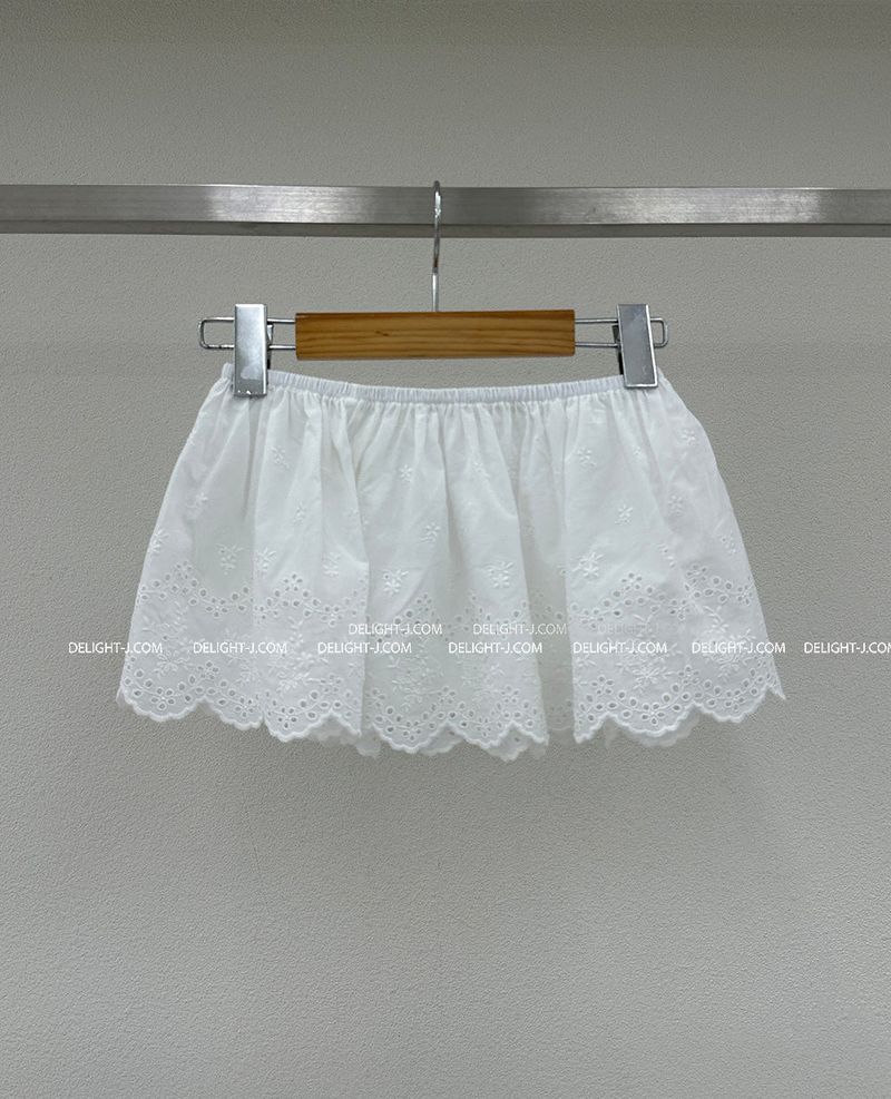 Punching Layered Belt Skirt