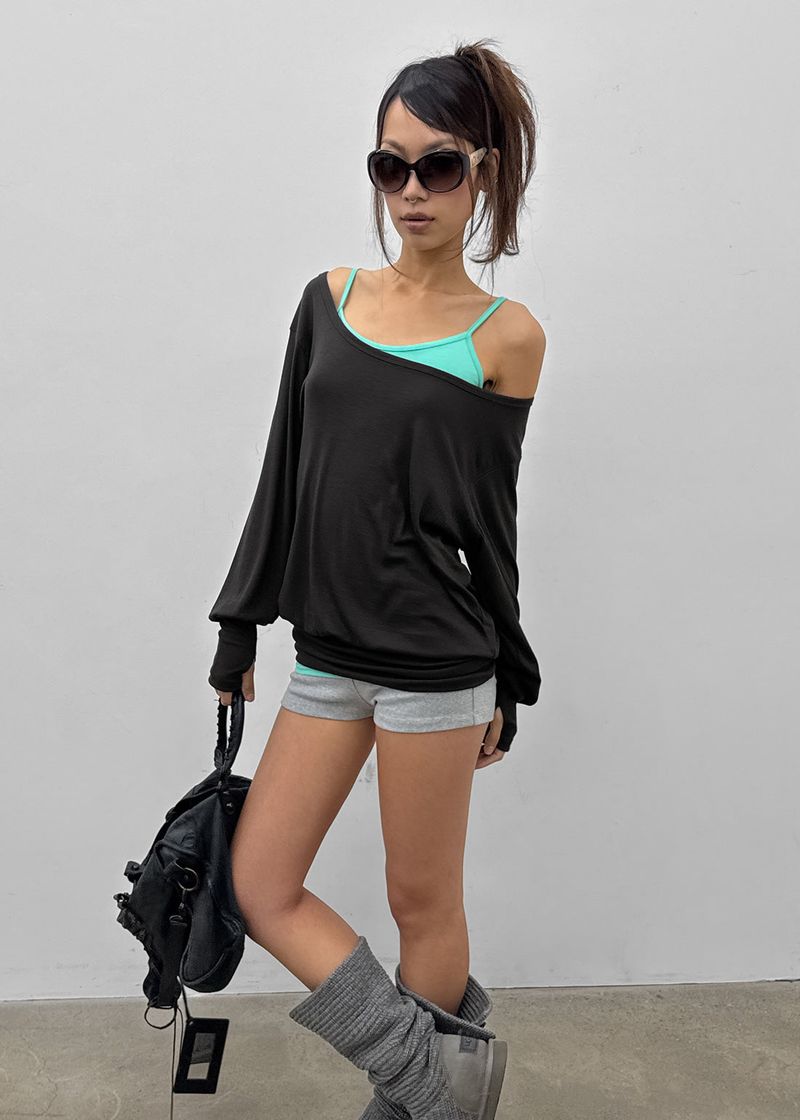 [MADE] Rubein One-Shoulder Warmer Long Sleeve Tee